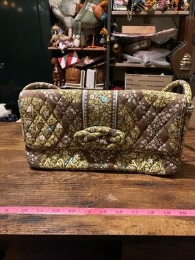 Retired Very Bradley shoulder bag